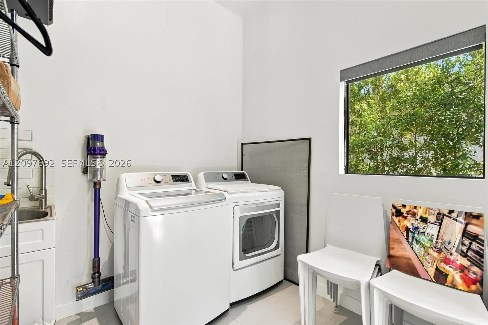 600 W 51st St