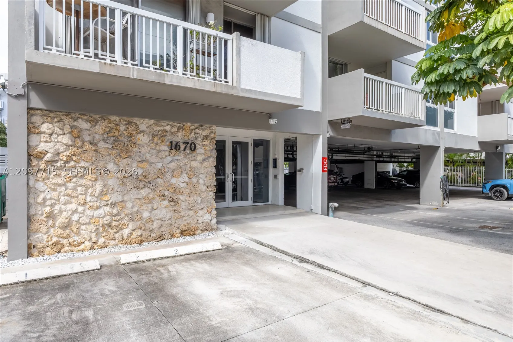 1670 Bay Rd #6G