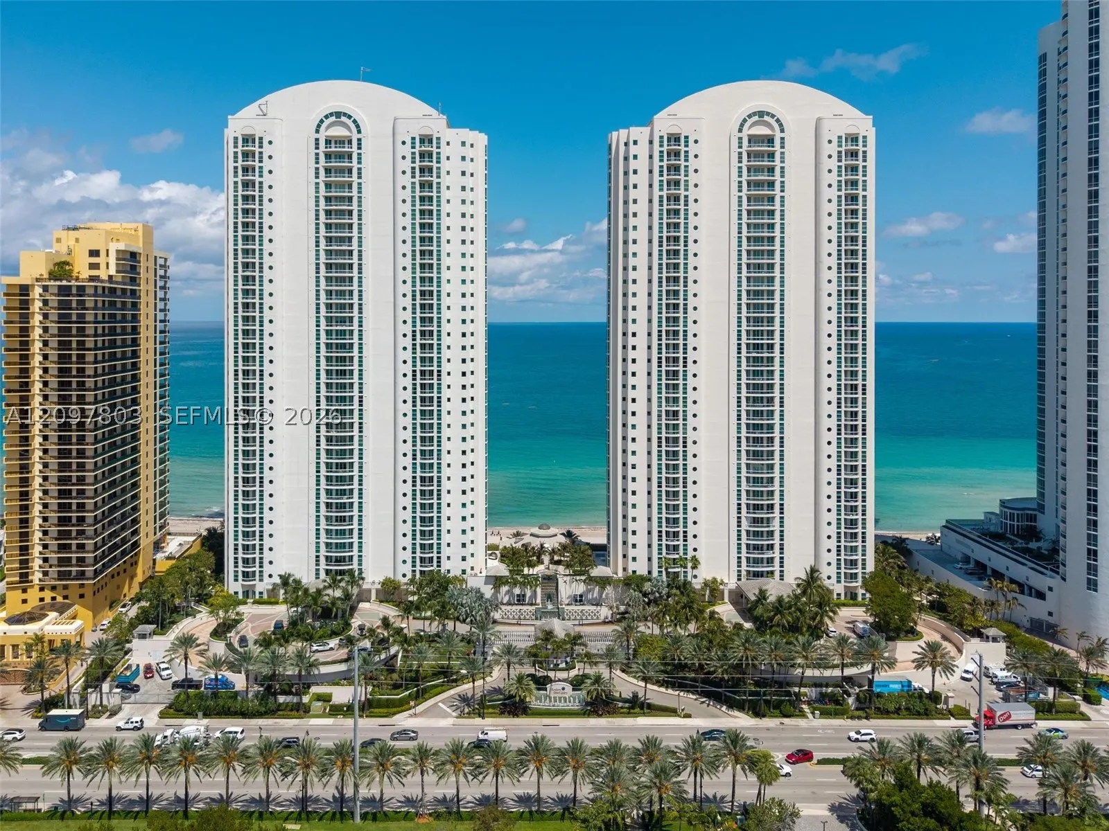 16051 Collins Ave #2901
