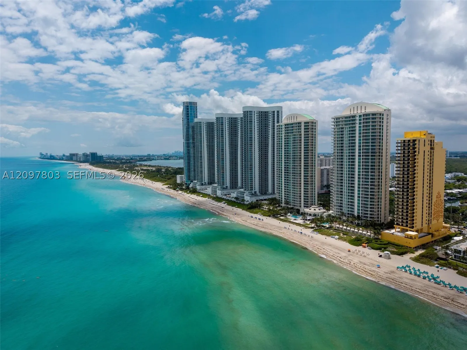 16051 Collins Ave #2901