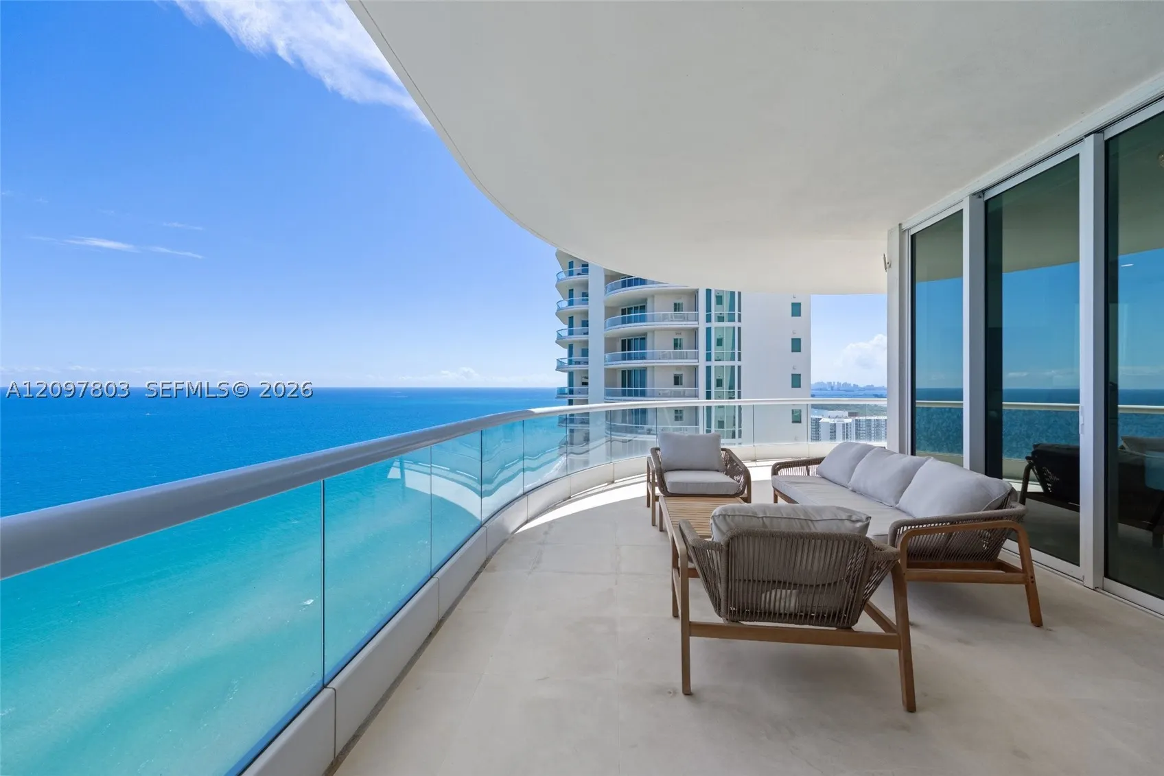 16051 Collins Ave #2901