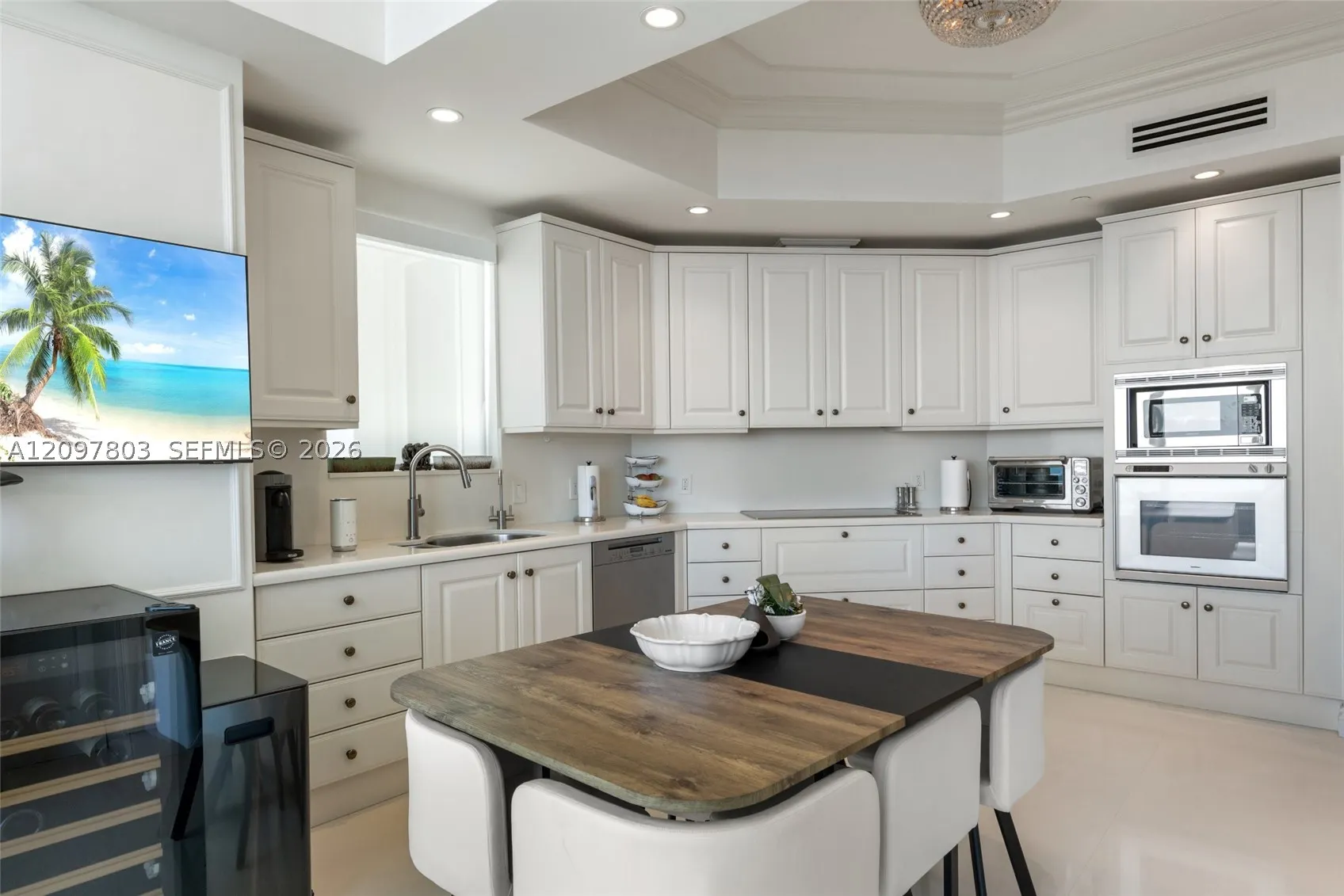 16051 Collins Ave #2901