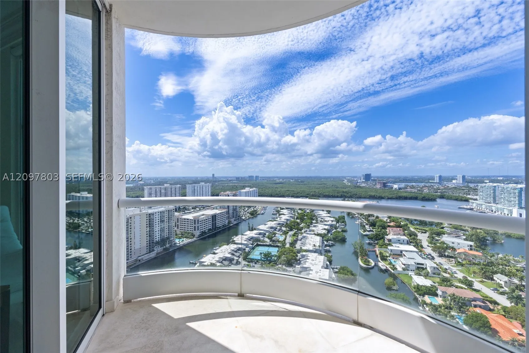 16051 Collins Ave #2901