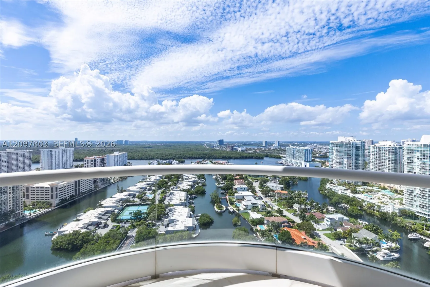 16051 Collins Ave #2901