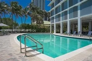 6515 Collins Ave #1709
