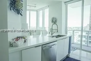 6515 Collins Ave #1709