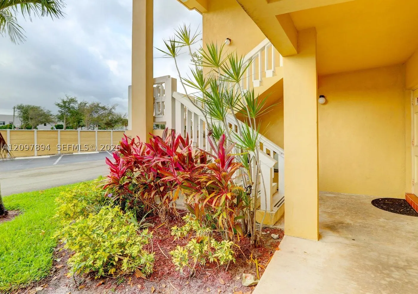 5160 SW 40th Ave #26D