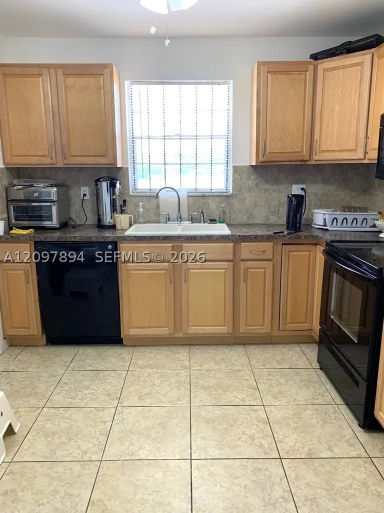5160 SW 40th Ave #26D