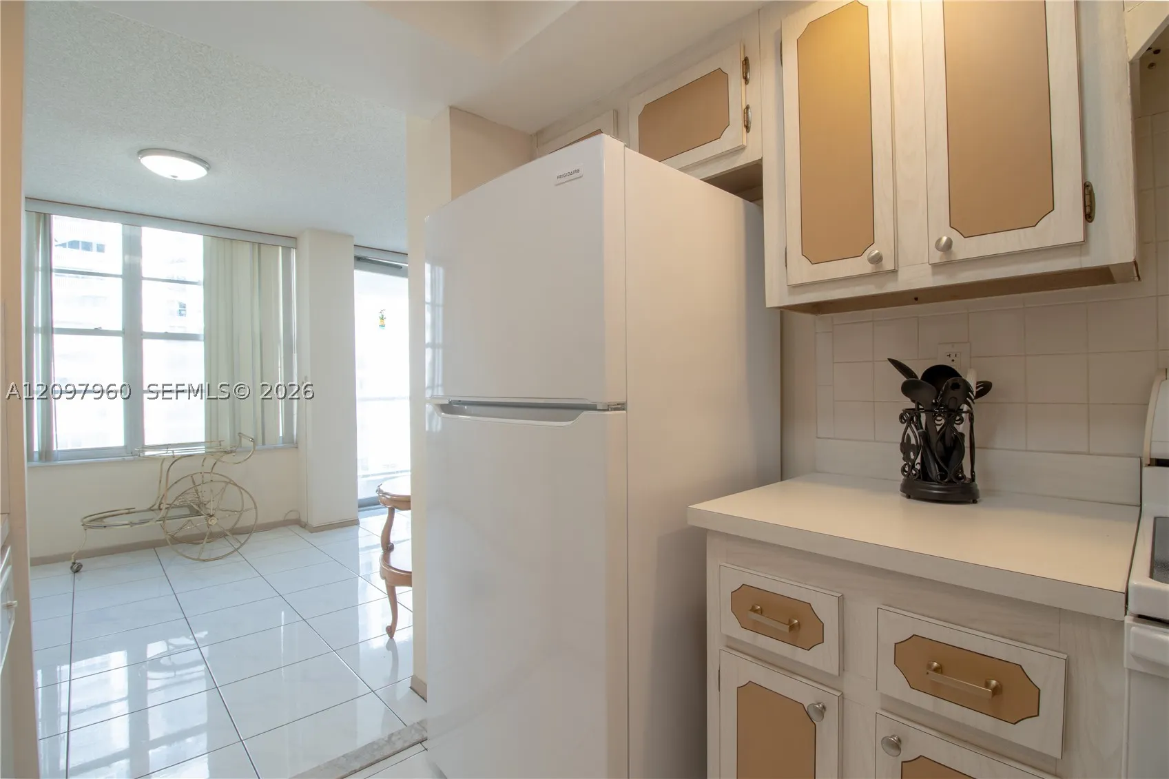 230 174th St #911