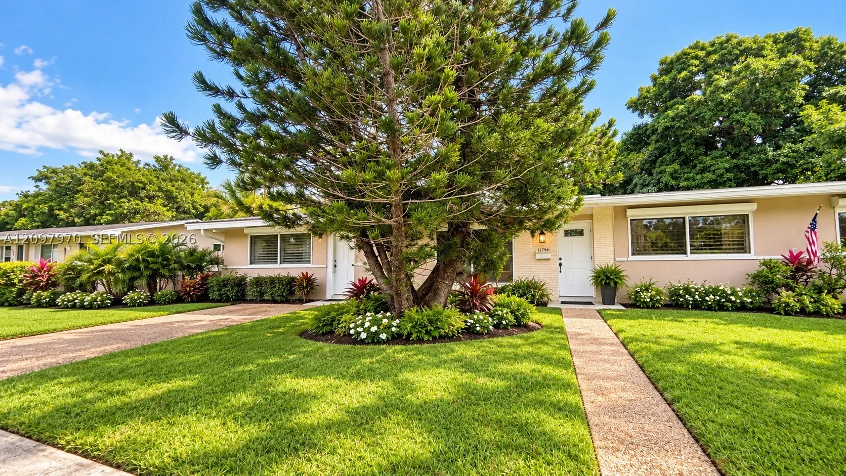 9325 SW 178th Ter