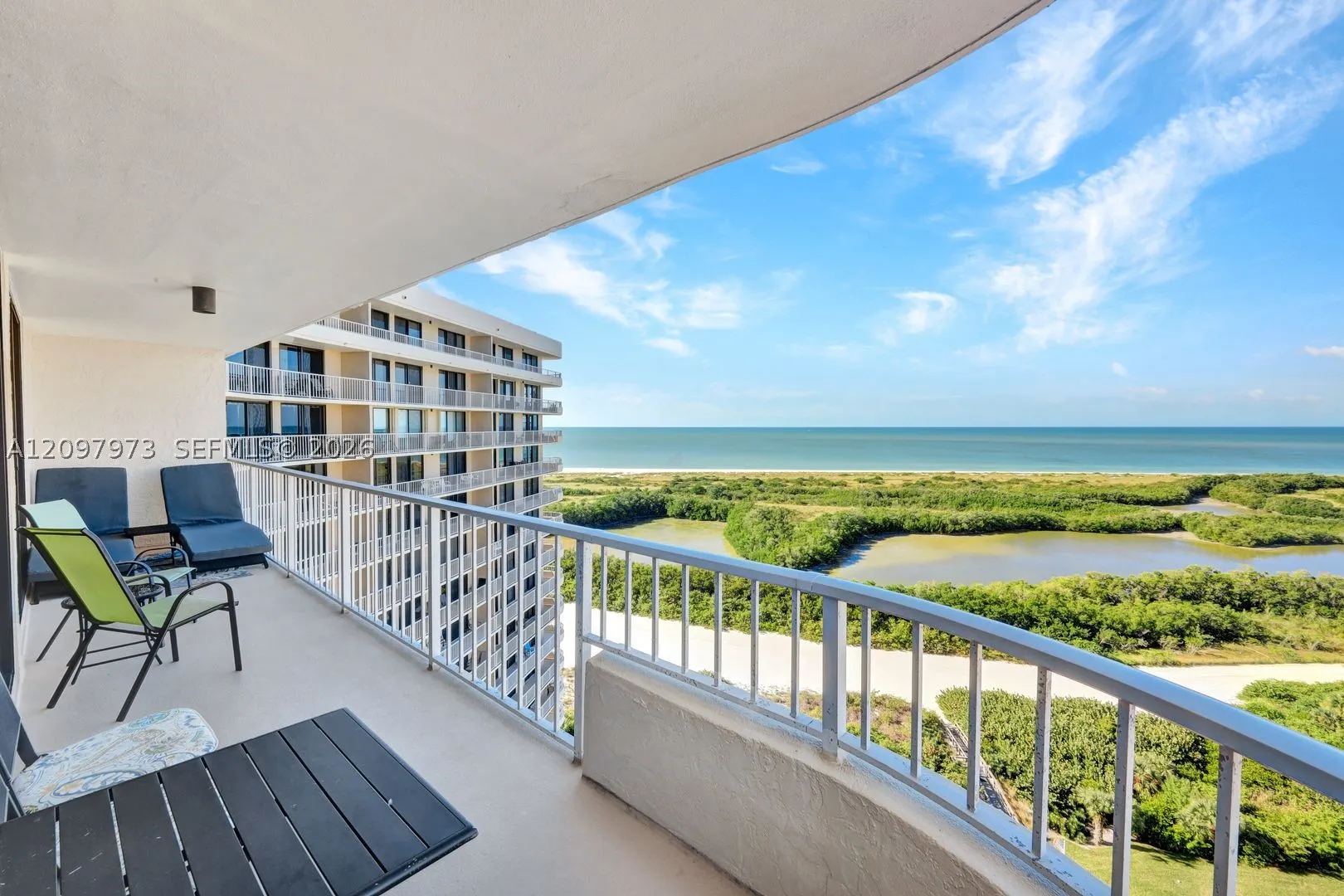380 SEAVIEW CT #1703