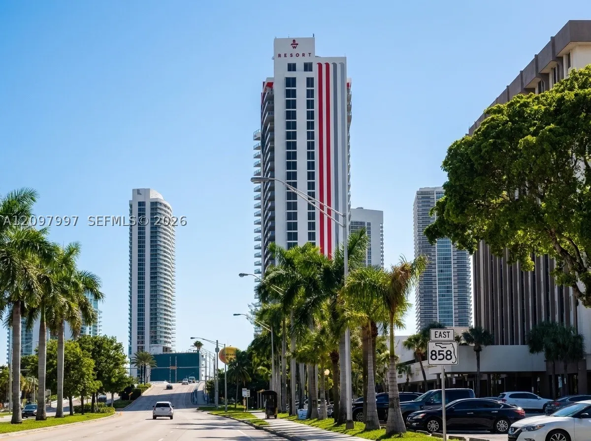 2602 E Hallandale Beach Blvd #R2004