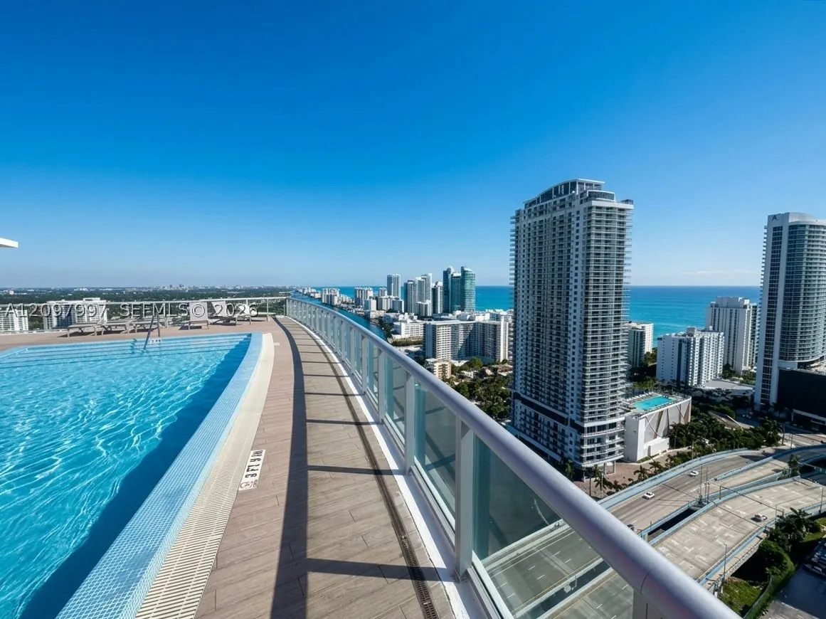 2602 E Hallandale Beach Blvd #R2004