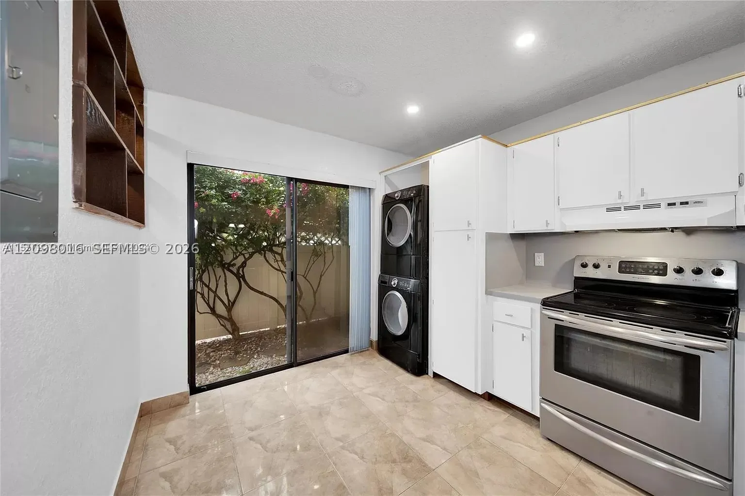 120 SE 12th Ave