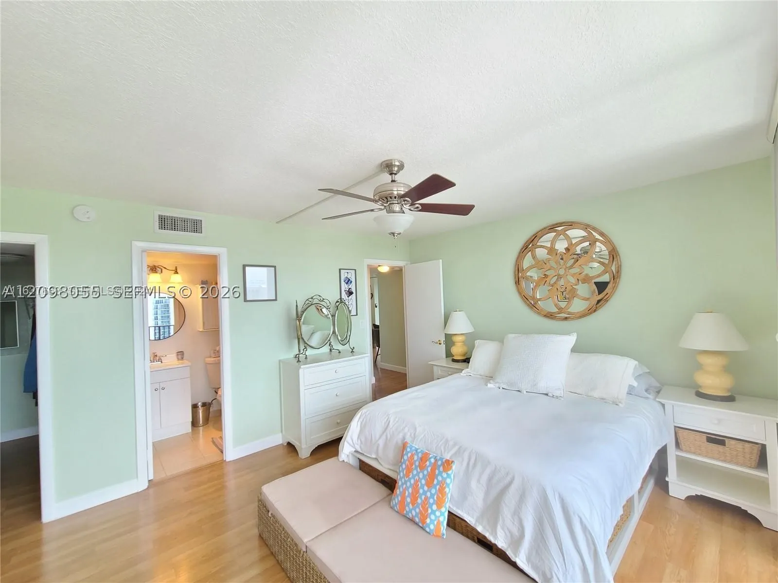 531 N Ocean Blvd #1102