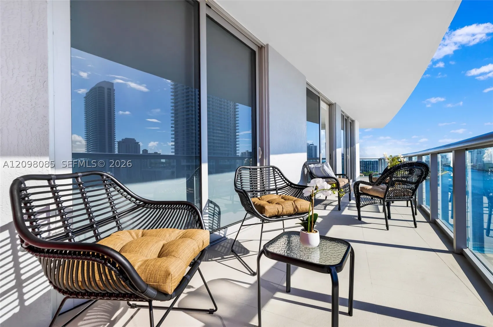 2600 E Hallandale Beach Blvd #T1102