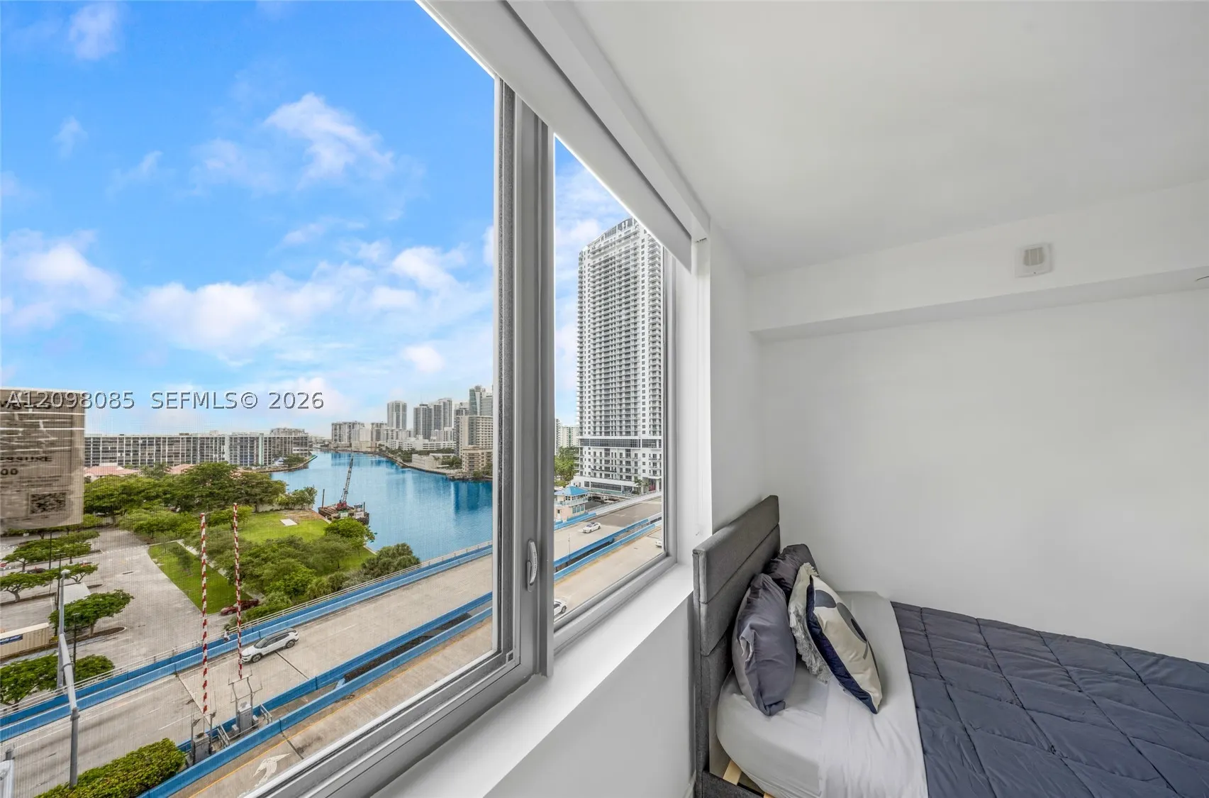 2600 E Hallandale Beach Blvd #T1102