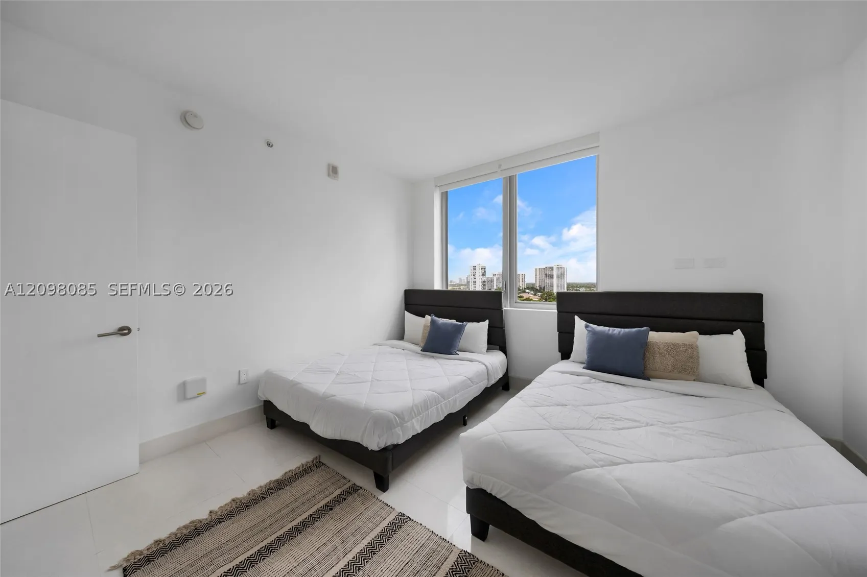 2600 E Hallandale Beach Blvd #T1102