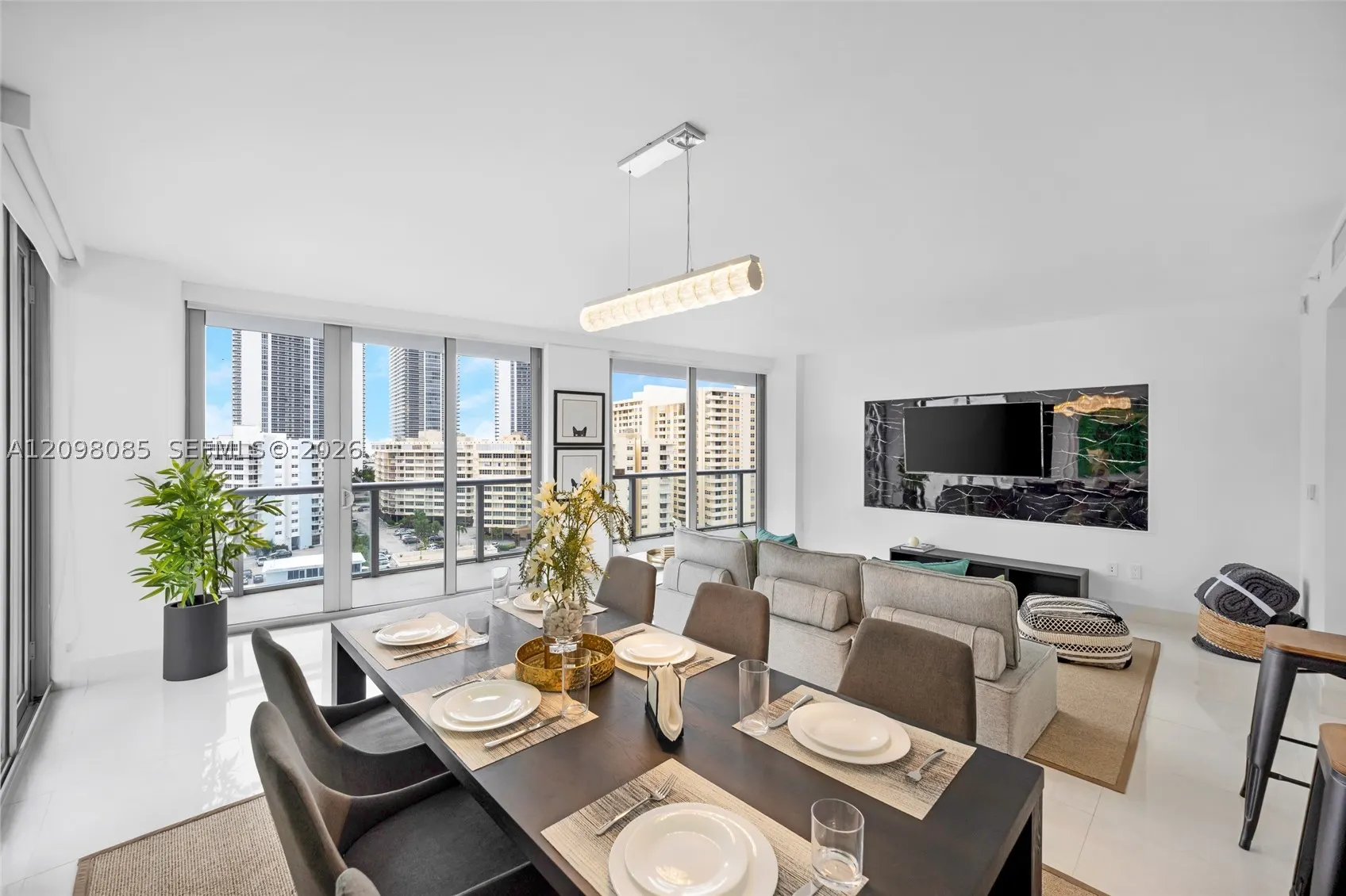 2600 E Hallandale Beach Blvd #T1102