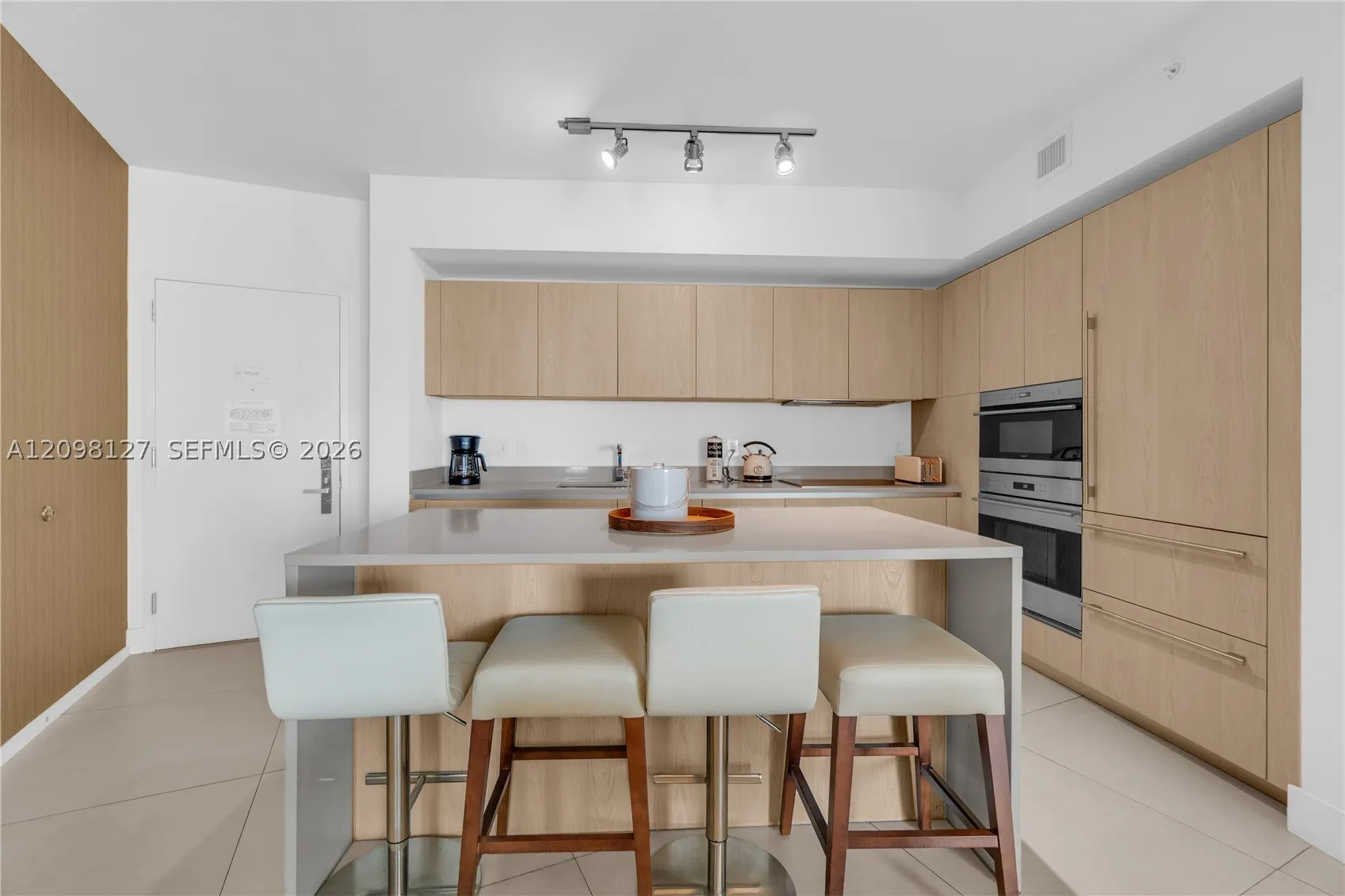 4111 S Ocean Dr #1507