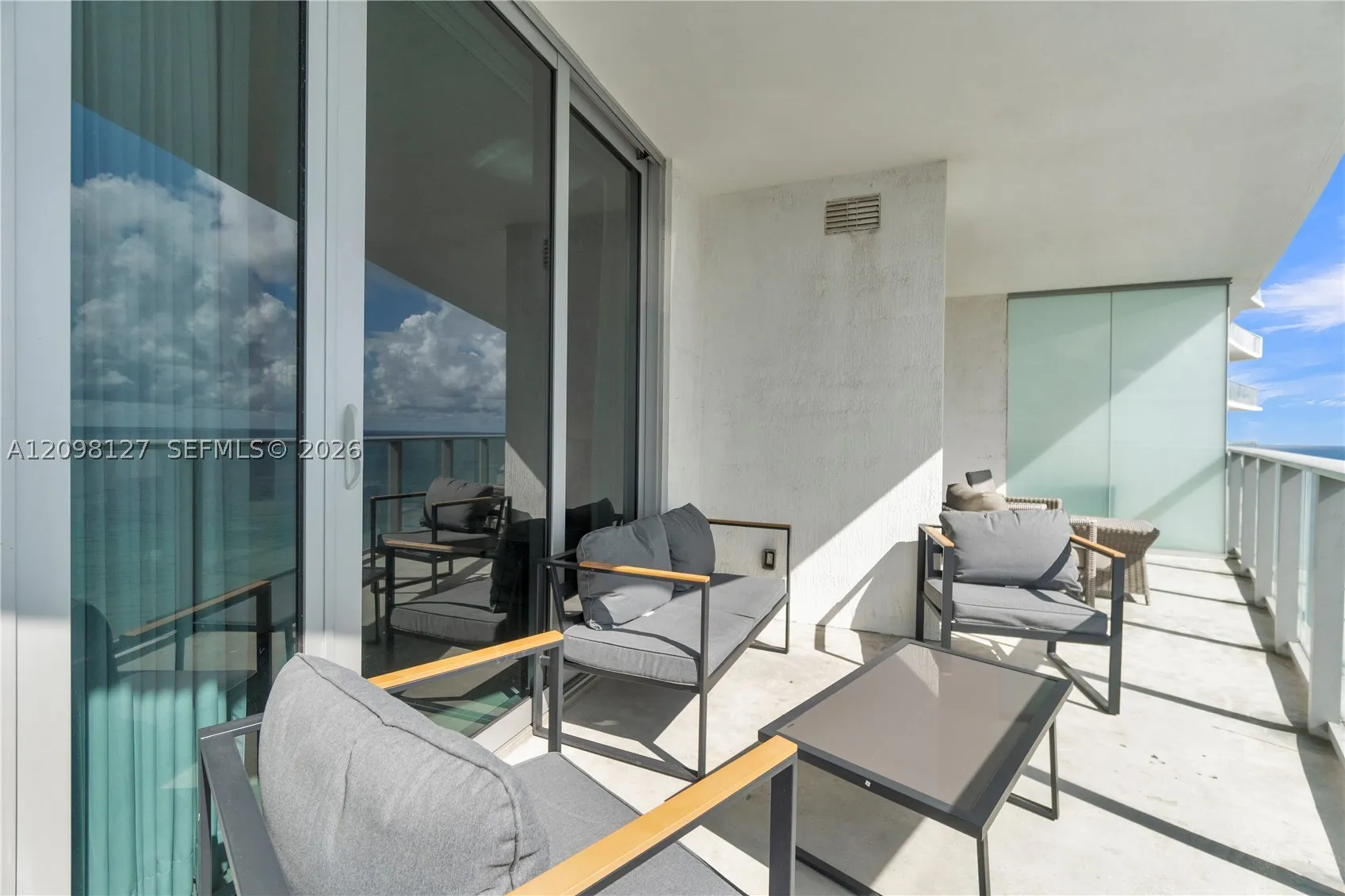 4111 S Ocean Dr #1507