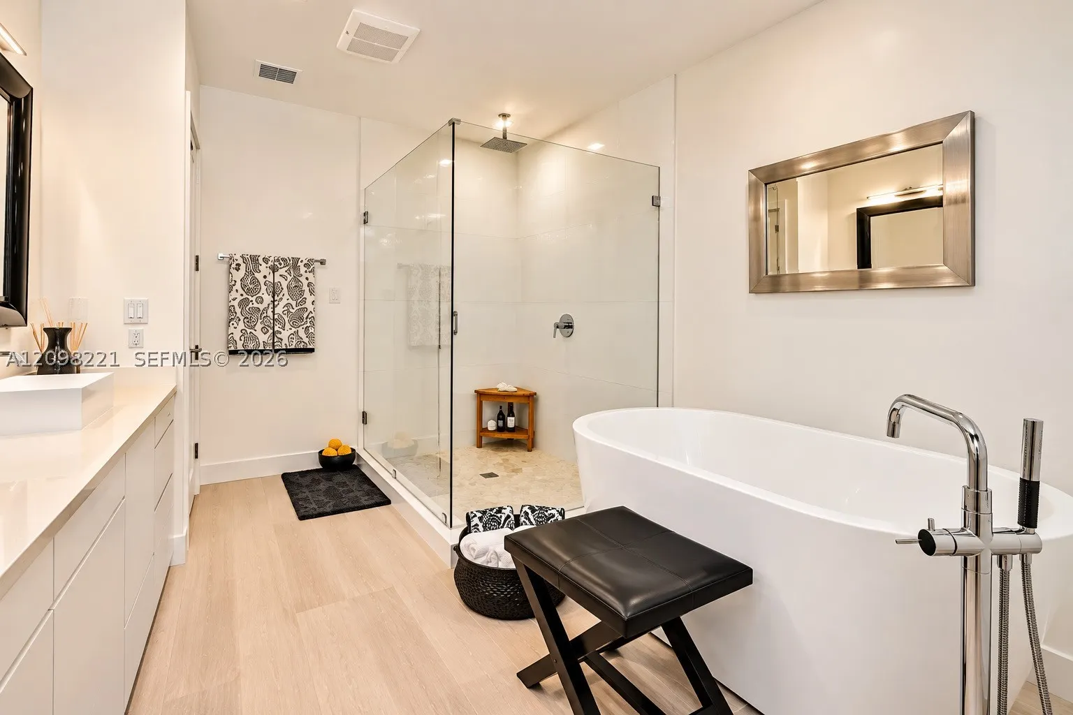 525 Anastasia Ave #525