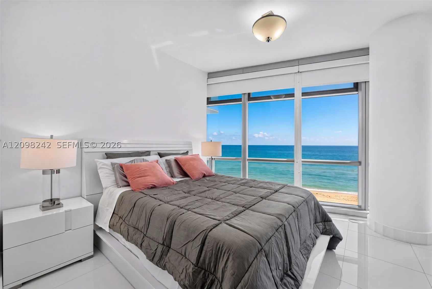 17121 Collins Ave #803