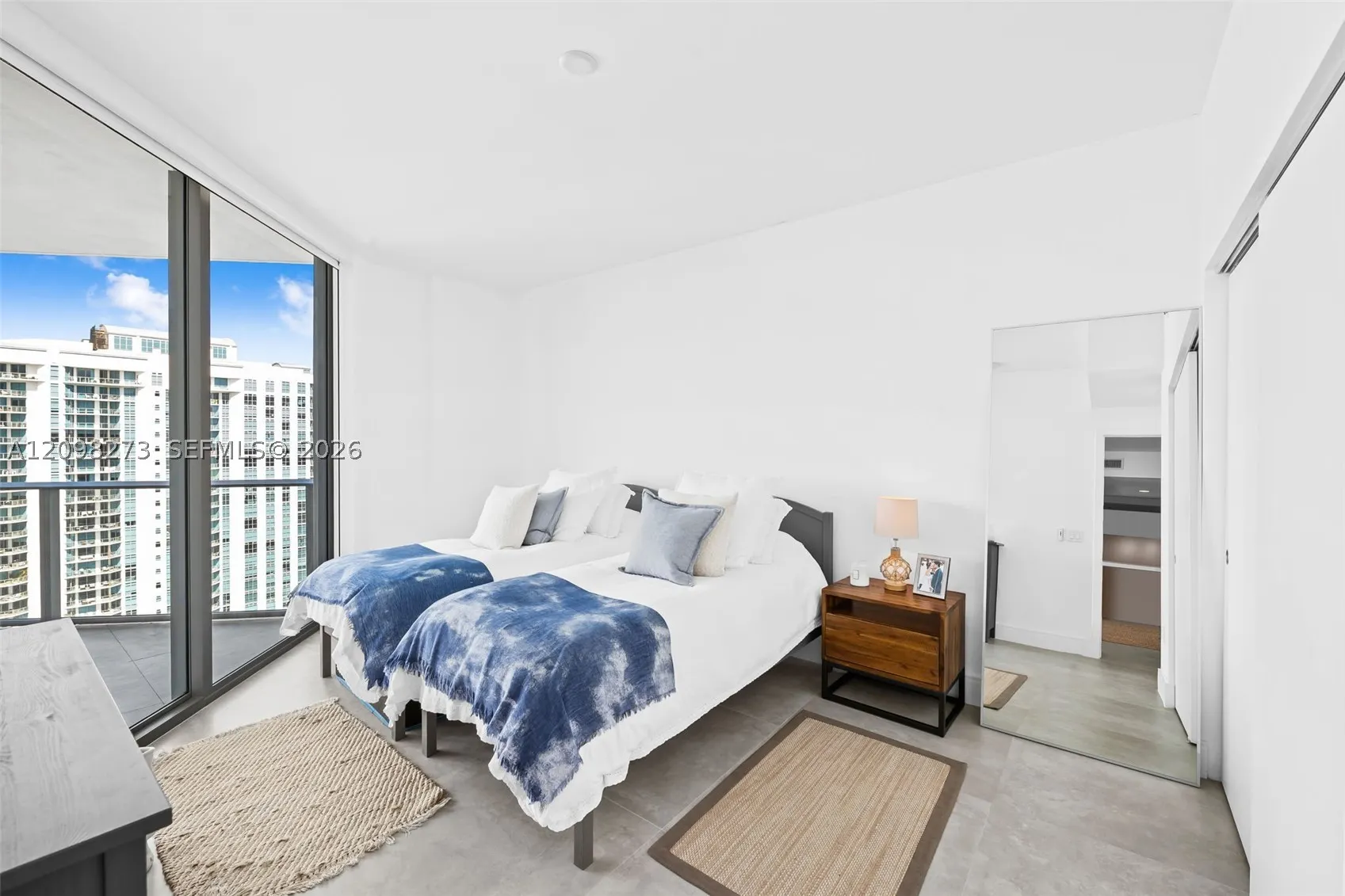17111 Biscayne Blvd #2103