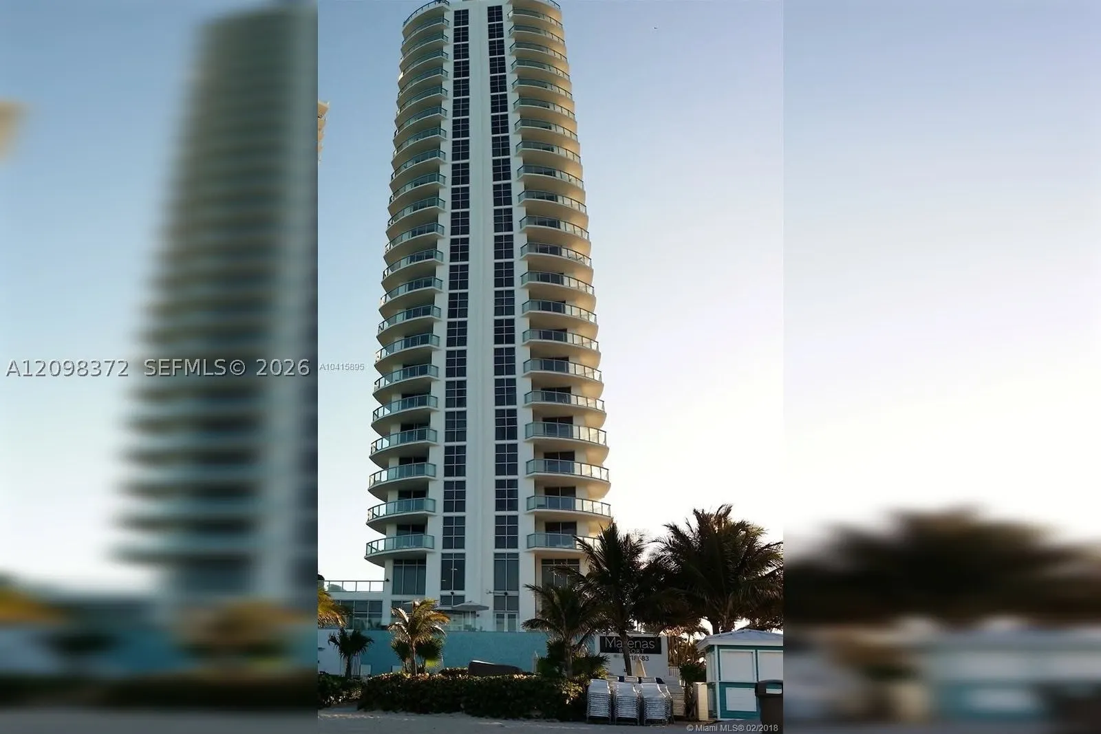 18683 Collins Ave #701