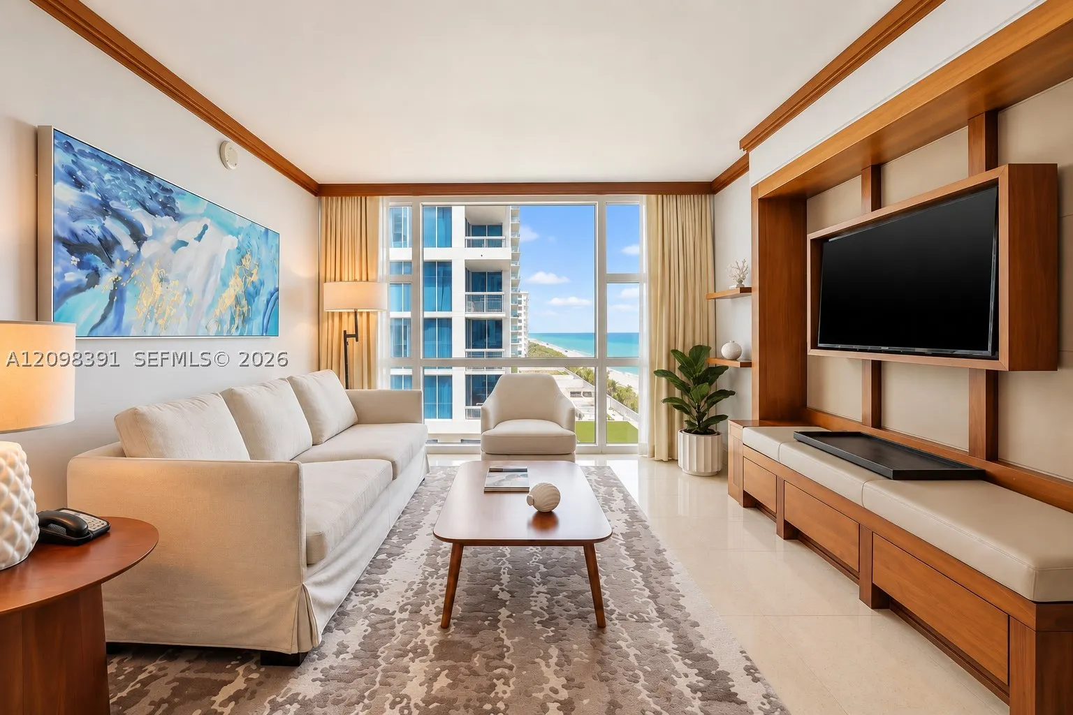 6801 Collins Ave #811