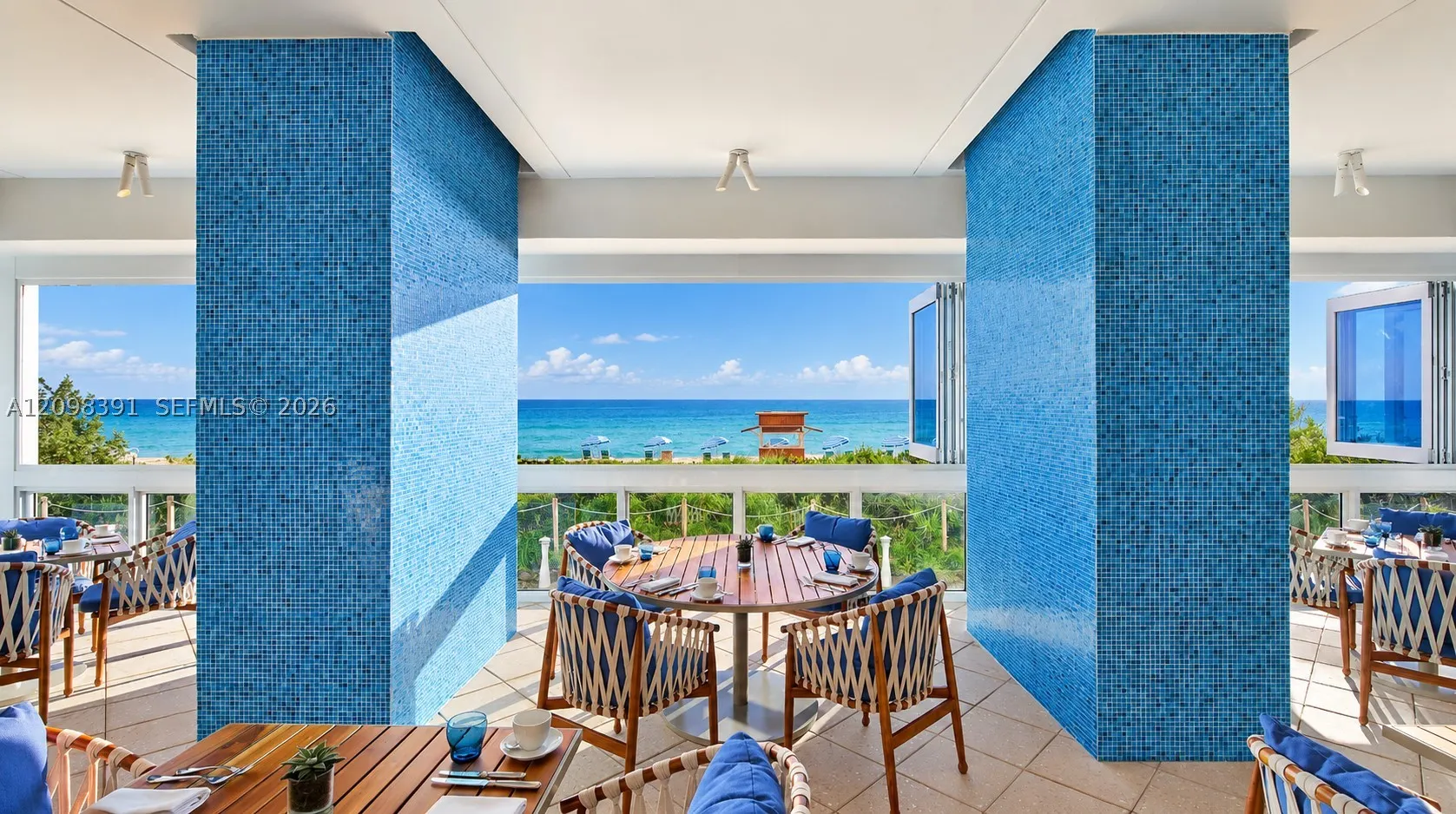 6801 Collins Ave #811