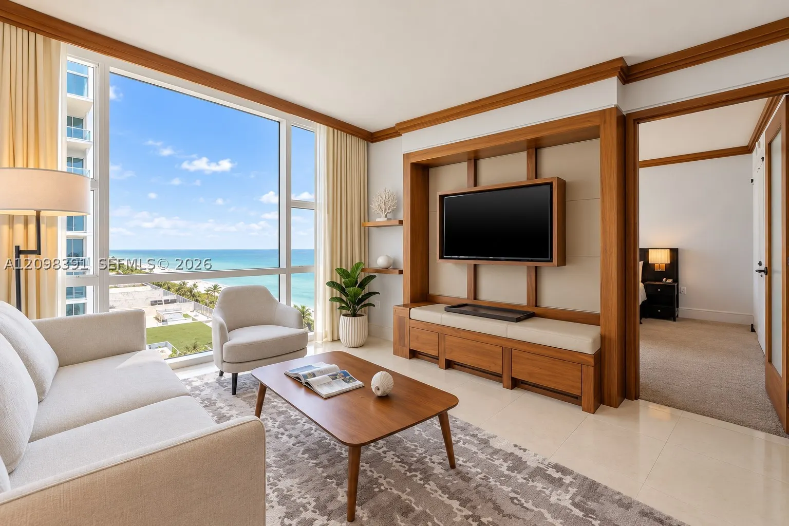 6801 Collins Ave #811