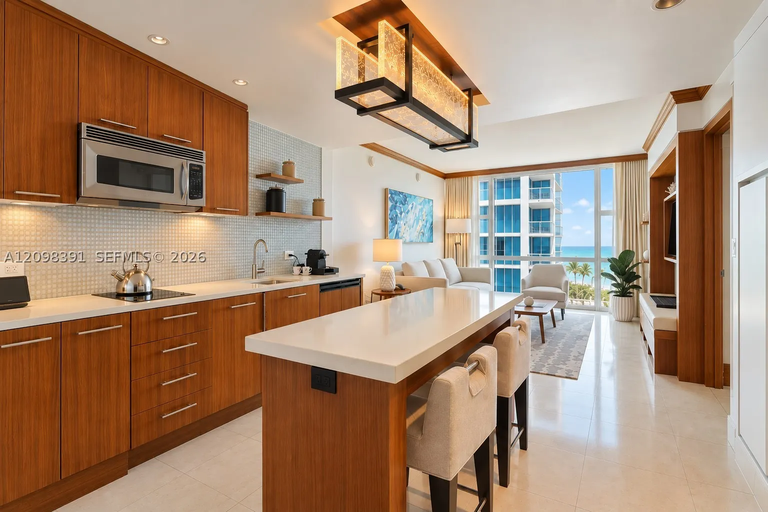 6801 Collins Ave #811