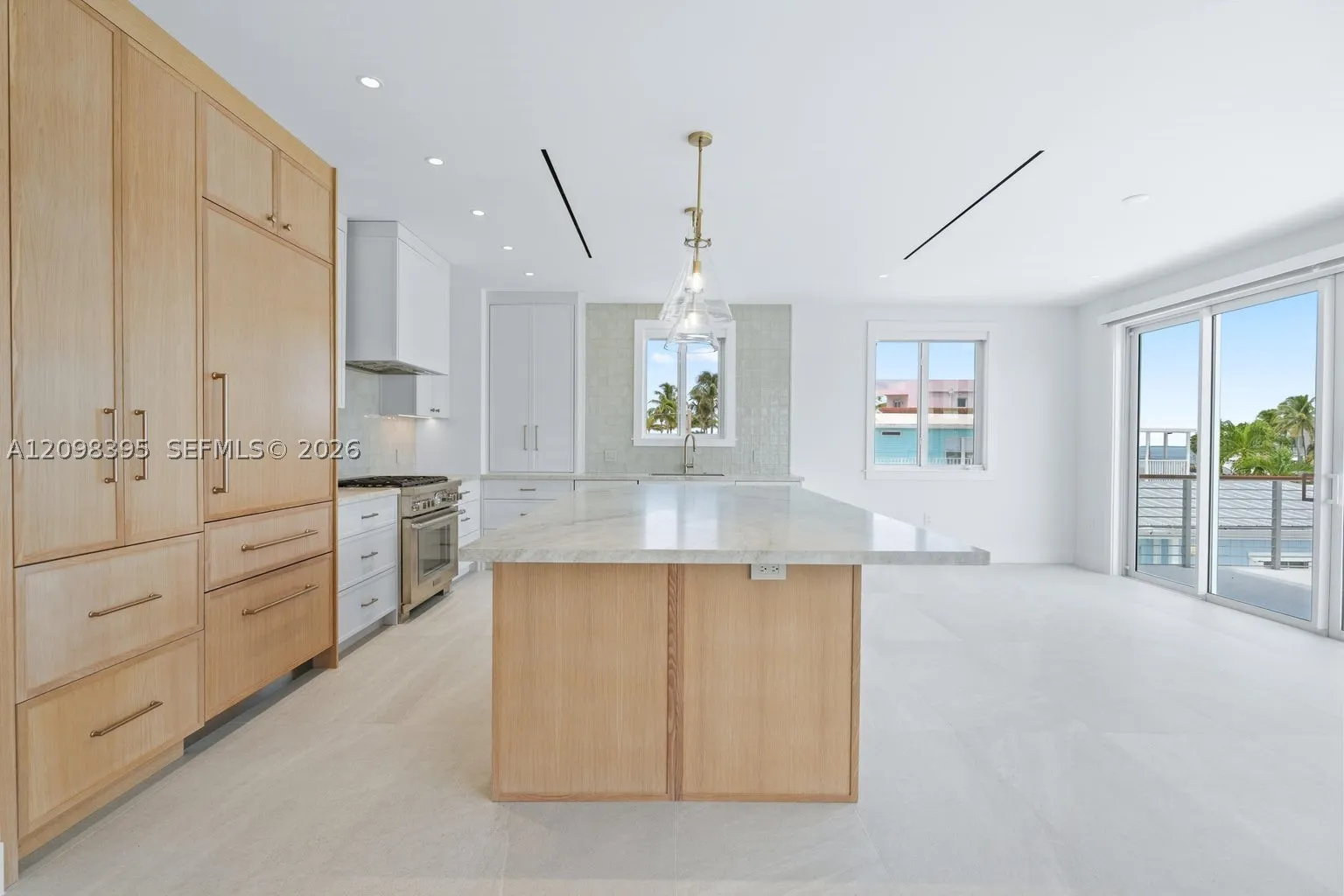 108 Ellington Ct
