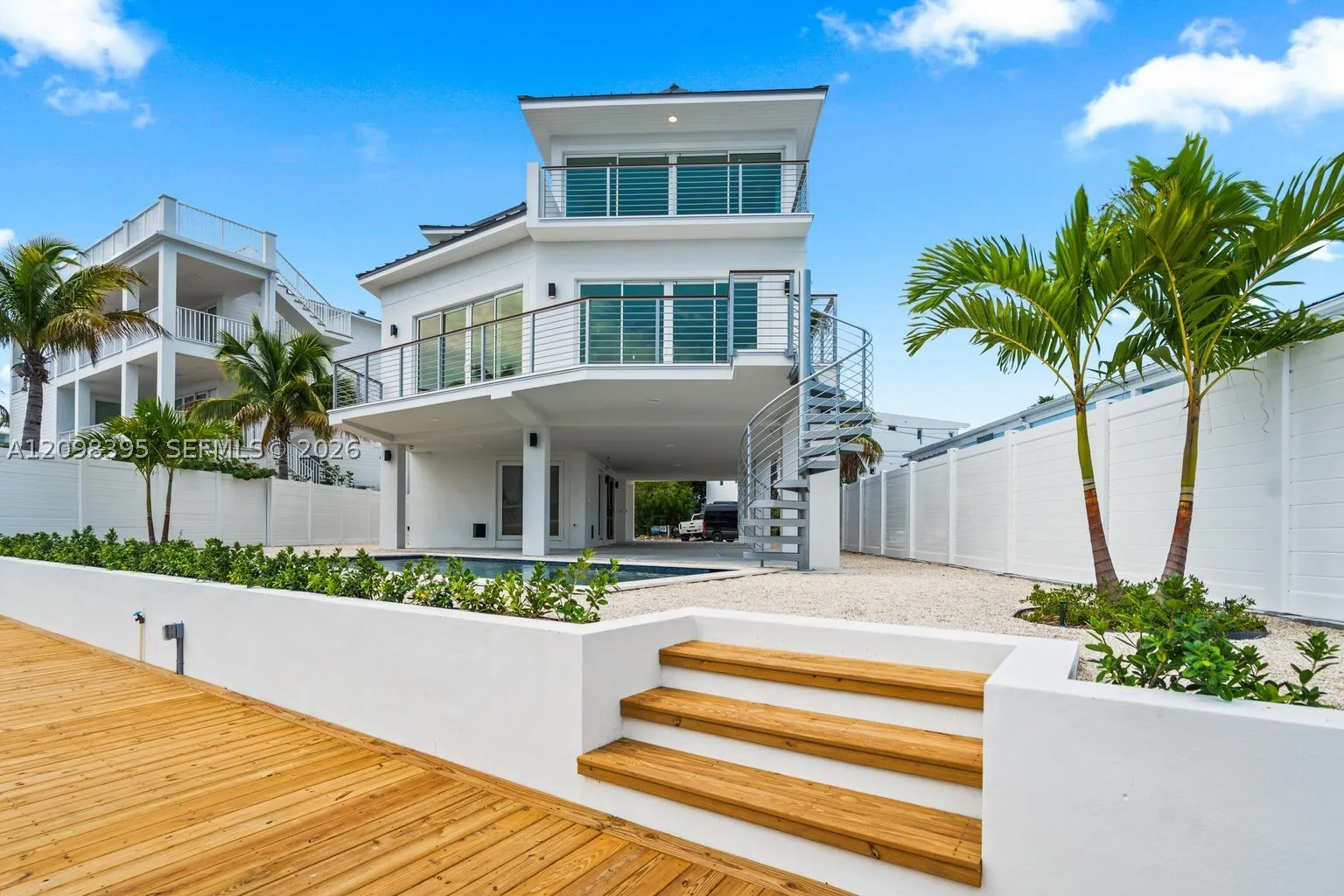 108 Ellington Ct