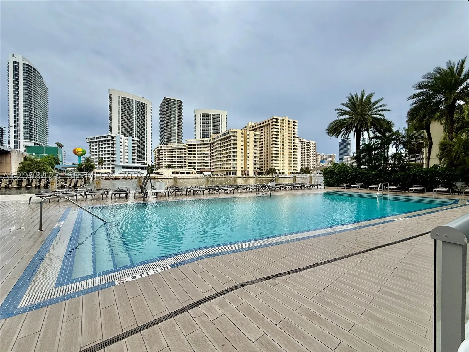 2602 E Hallandale Beach Blvd #R2203
