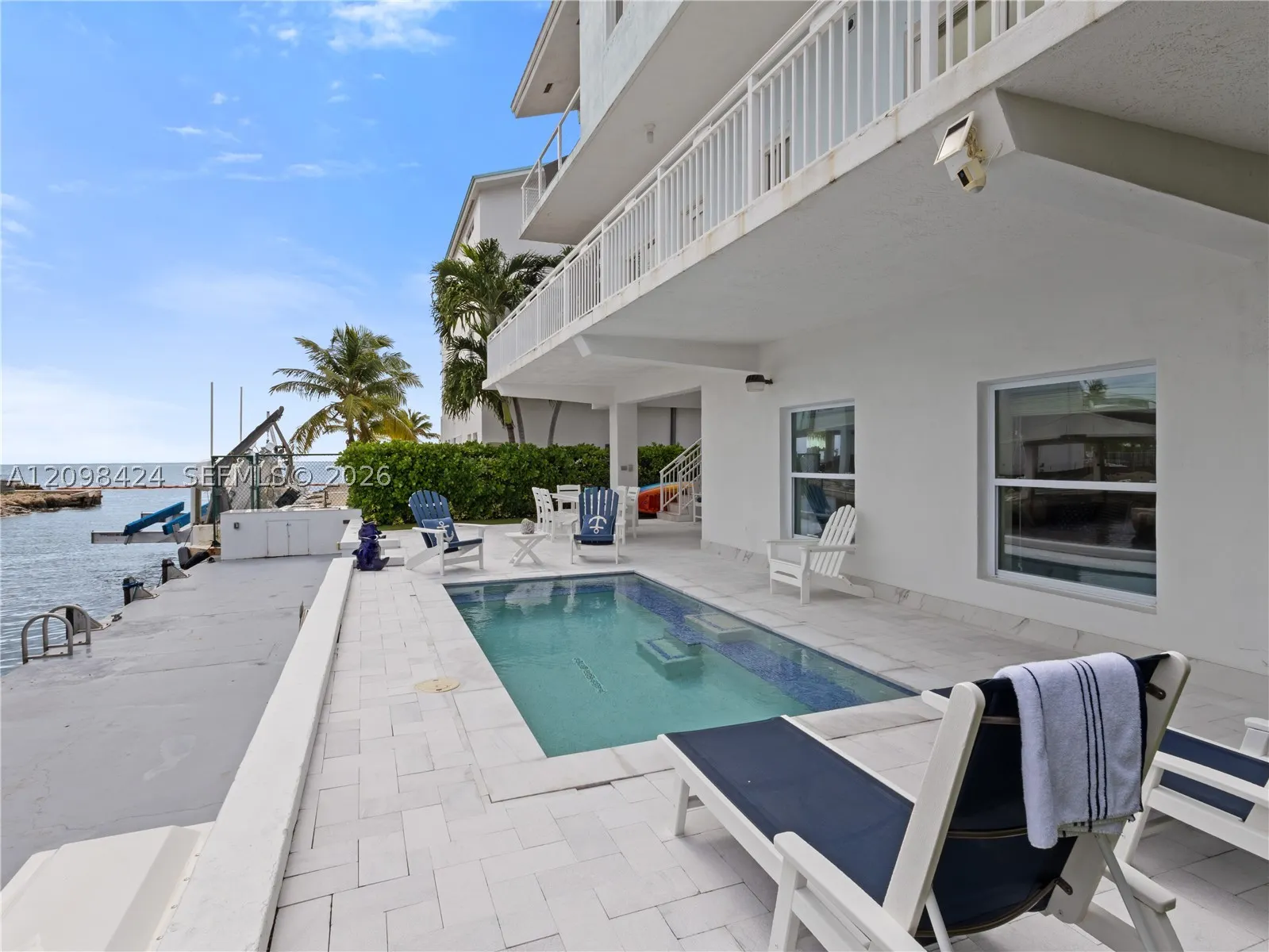 607 Cuda Ln