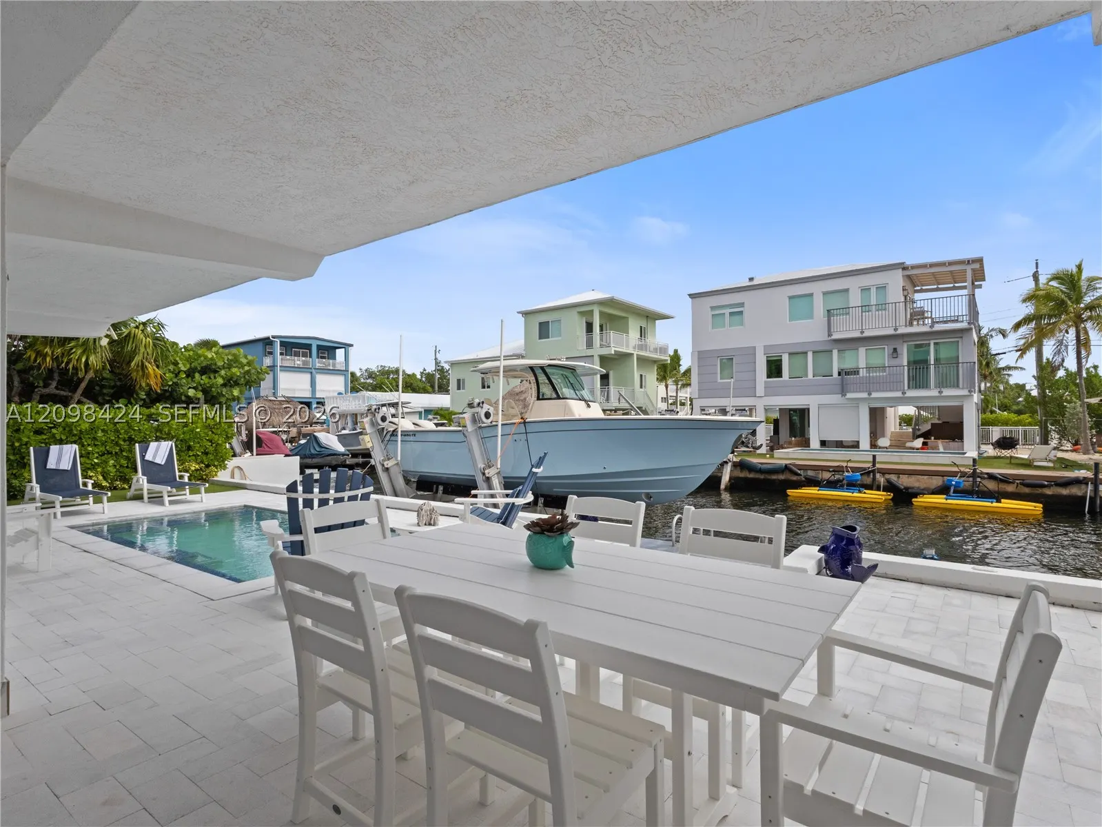 607 Cuda Ln