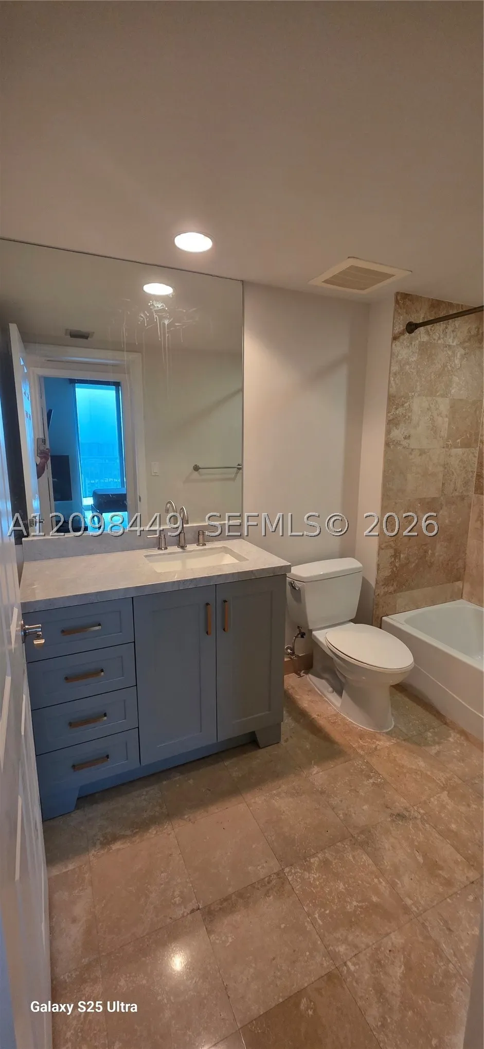 1755 E Hallandale Beach Blvd #1803E