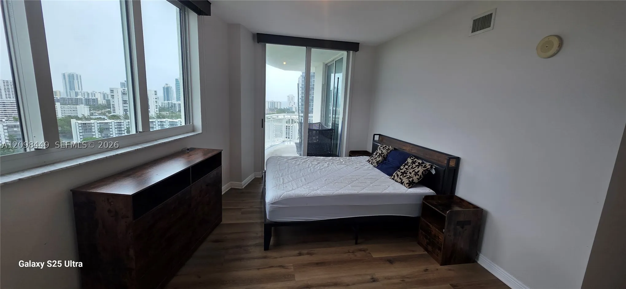 1755 E Hallandale Beach Blvd #1803E