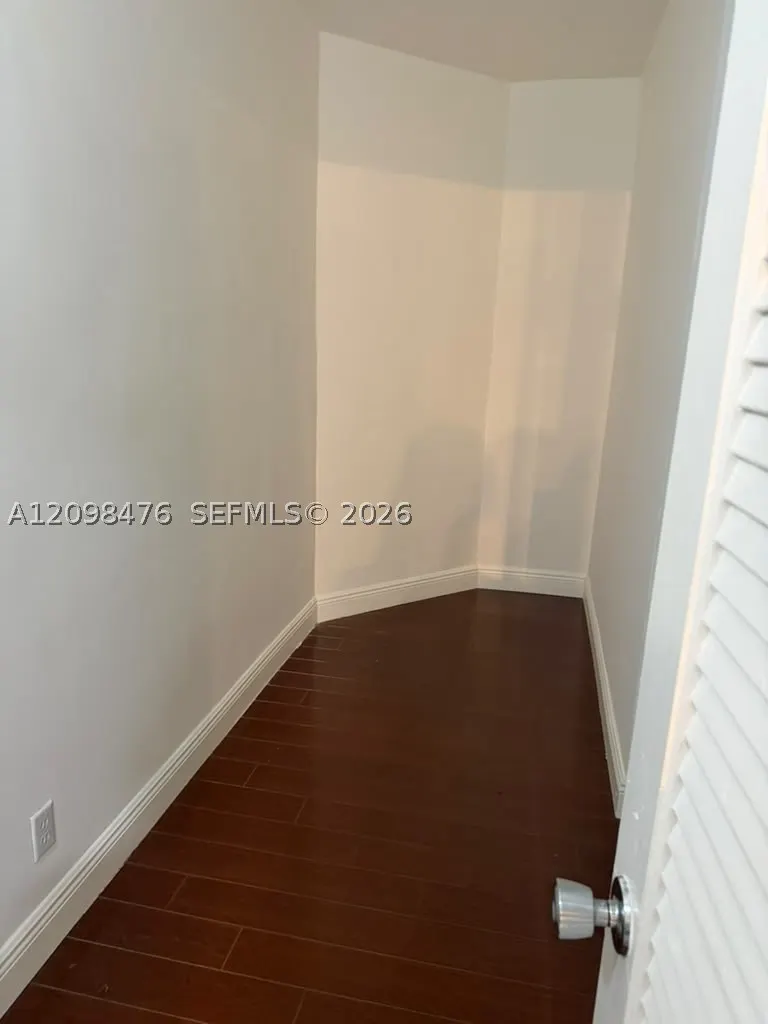 19380 Collins Ave #218