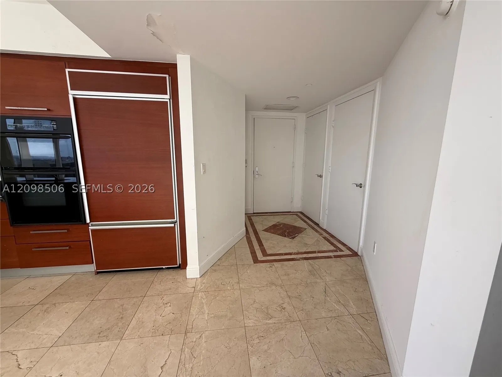 1830 S Ocean Dr #3006