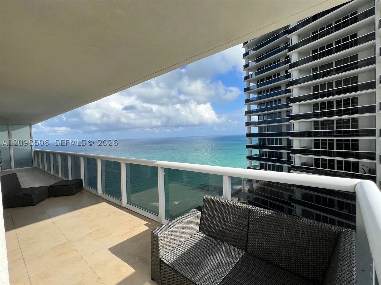 1830 S Ocean Dr #3006