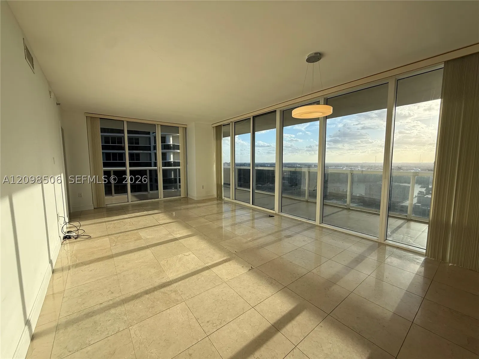 1830 S Ocean Dr #3006