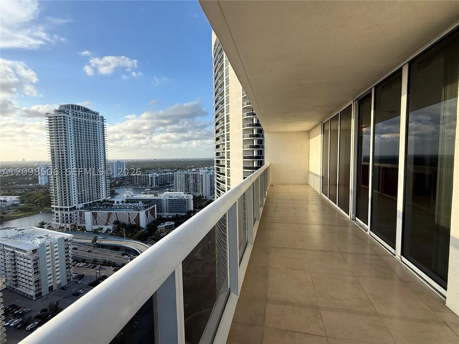 1830 S Ocean Dr #3006
