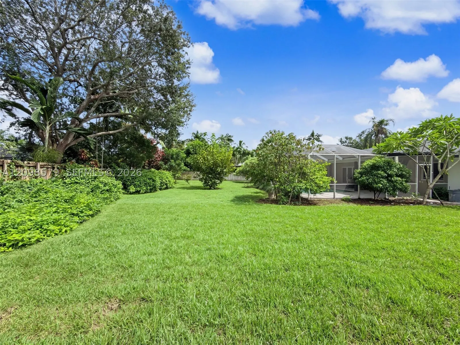 7605 SW 179th Ter