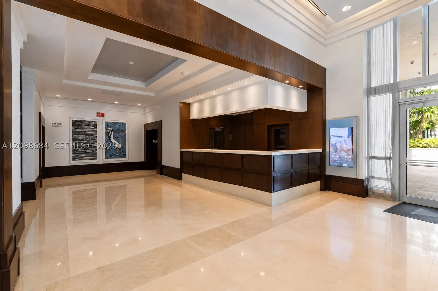 4401 Collins Ave #2612