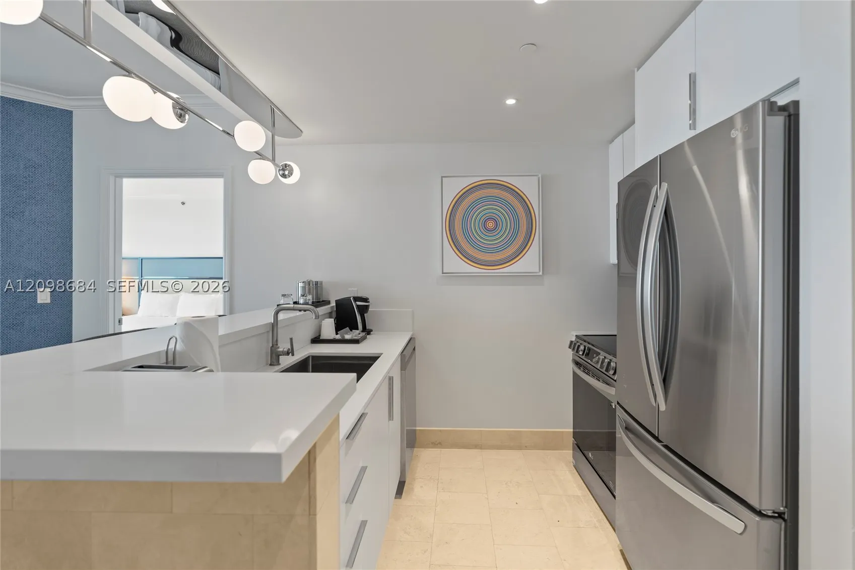 4401 Collins Ave #2612