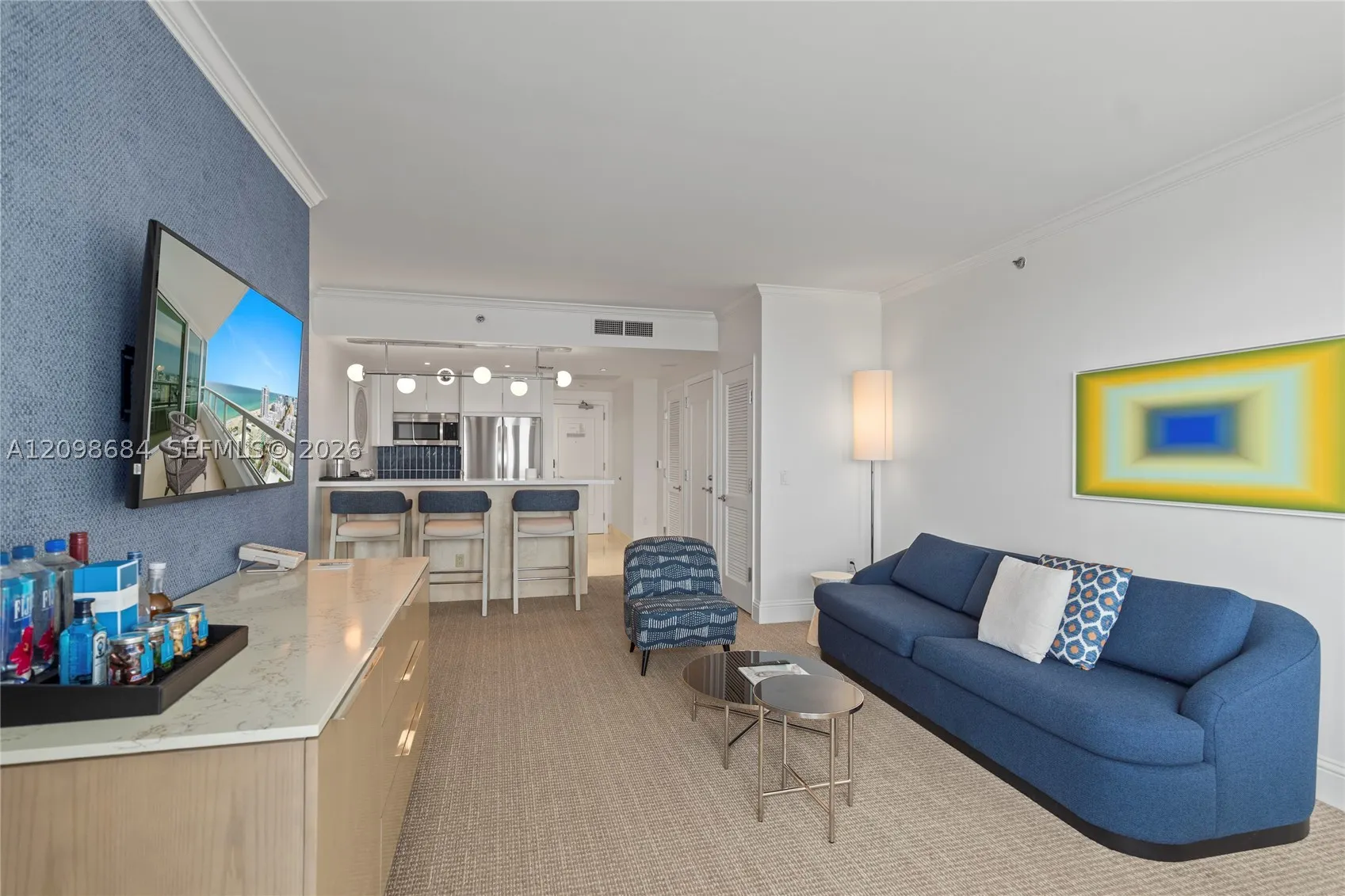4401 Collins Ave #2612
