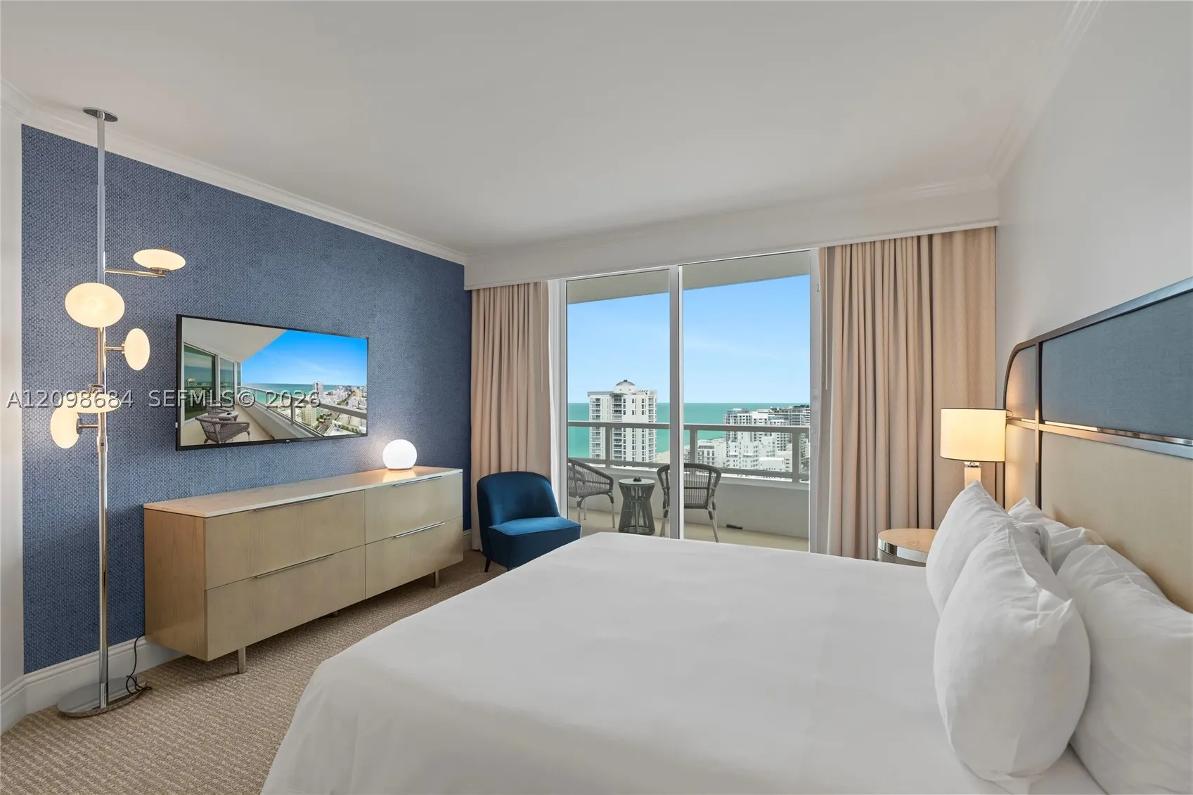 4401 Collins Ave #2612